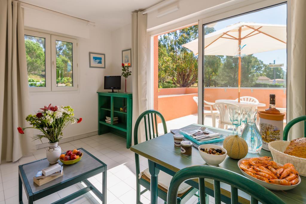 Lagrange Vacances Le Domaine Des Grands Pins Saint-Raphaël Pokój zdjęcie