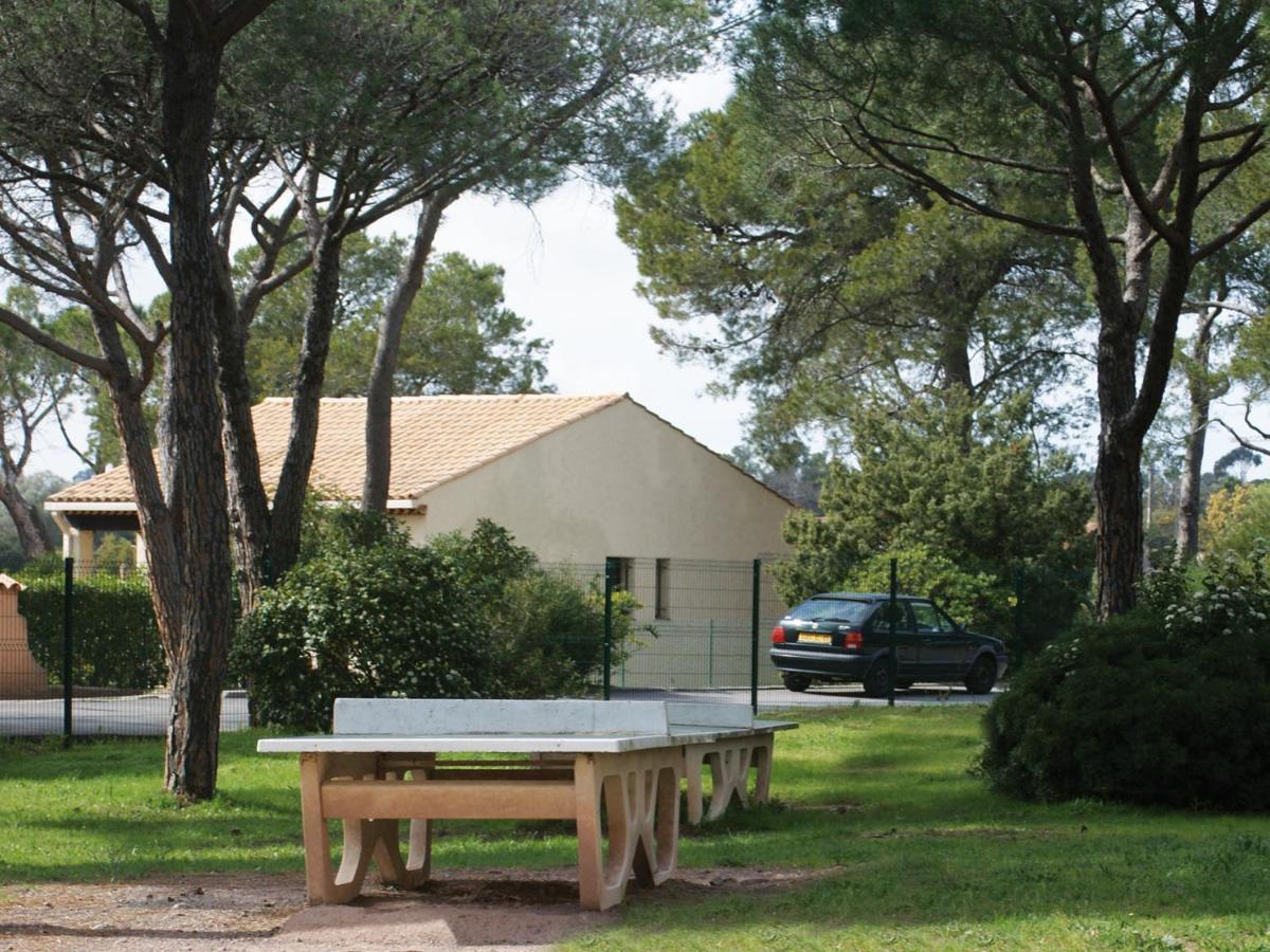 Lagrange Vacances Le Domaine Des Grands Pins Saint-Raphaël Zewnętrze zdjęcie